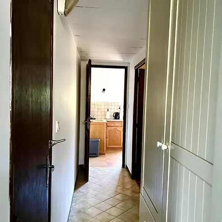 Magnifique Dans Renovee De 45m2 Вилла
